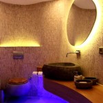 Quando si utilizza la striscia LED per l'illuminazione del bagno, il design diventa più espressivo