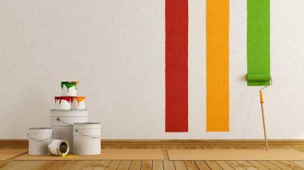 Dipingere le pareti di un appartamento è un modo sempre più importante di decorare