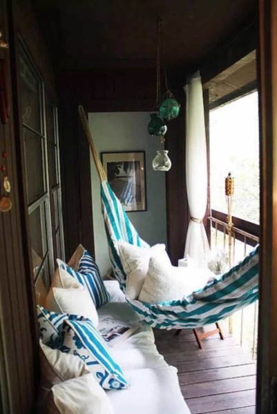 come attrezzare un balcone all'interno