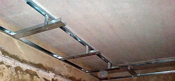 Cornice per illuminazione predisposta per cartongesso