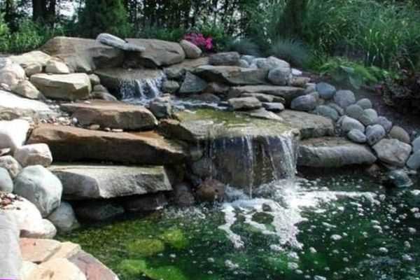 foto delle cascate del giardino