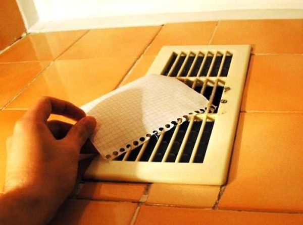 È facile controllare come funziona la ventilazione del bagno