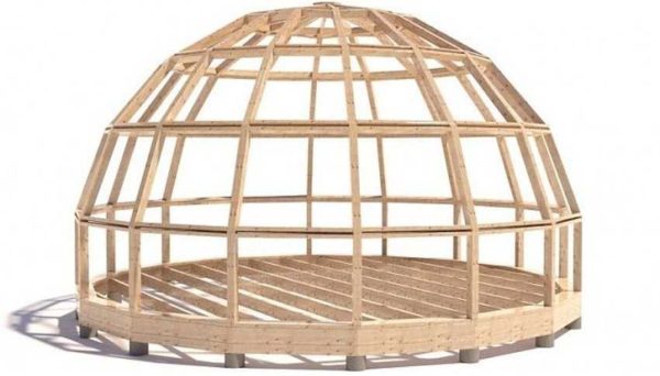 Una cupola stratodesica è costituita da frammenti di forma rettangolare (un trapezio con una leggera pendenza dei lati)