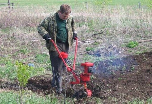 Los pequeños rotocultivadores son la mejor opción para áreas pequeñas